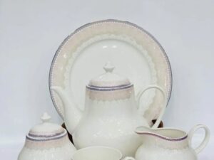 Tea Set - Image 1