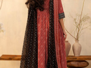 Zellbury Ladies Fabric – Unstitched Summer Collection 2025 | Stylish & Comfortable Lawn - Image 4