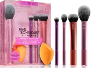 Real Techniques Everyday Essentials Brush & Sponge Set - Image 1