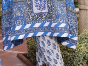 CL-52506 – 3 Piece Unstitched Printed Lawn Suit with Printed Lawn Dupatta - Image 3